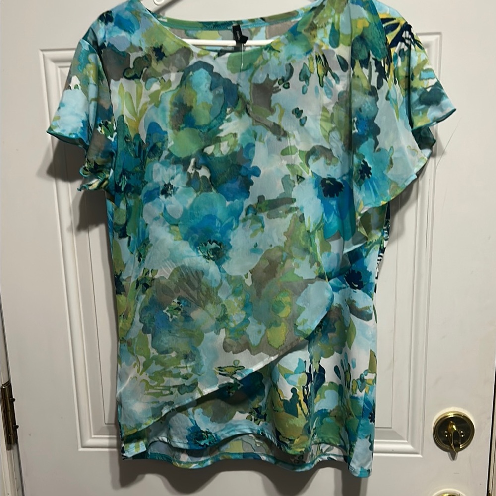 Vibrant Asymmetrical Blue and Green Short Sleeve Blouse